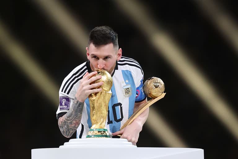 മെസി  Lionel Messi drops retirement hint  വിരമിക്കൽ സൂചന നൽകി മെസി  മെസി  ലയണൽ മെസി  Lionel Messi  ഖത്തർ ലോകകപ്പ്  ഖത്തർ  Qatar World Cup  Messi about Maradona  Maradona