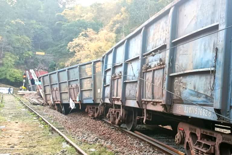 Train derailed in Bastar