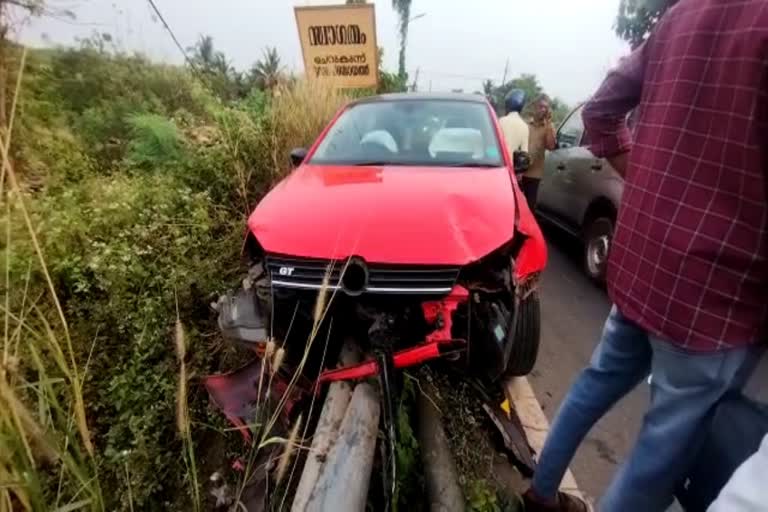 Bike and car collided in Kannur  Pazhayangadi accident  Kannur news  കണ്ണൂര്‍ പഴയങ്ങാടി  ബൈക്ക് യാത്രിക  കണ്ണൂർ