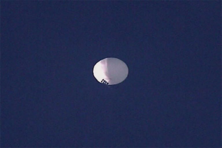 Tracking suspected Chinese spy balloon over US Pentagon