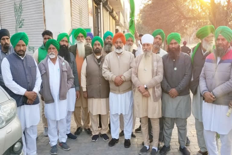 In Barnala the farmers union BKU Dakonda removed three members from their posts