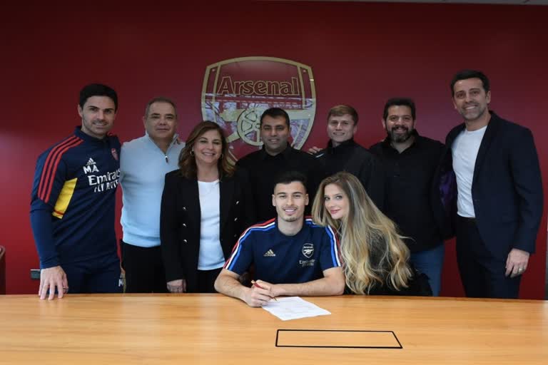 Gabriel Martinelli signs new contract with Arsenal  Gabriel Martinelli  Arsenal  Gabriel Martinelli news  Arsenal news  ഗബ്രിയേൽ മാർട്ടിനെല്ലി  ആഴ്‌സണല്‍  ആഴ്‌സണലുമായി കരാറൊപ്പിട്ട് ഗബ്രിയേൽ മാർട്ടിനെല്ലി  പ്രീമിയർ ലീഗ്  Premier League