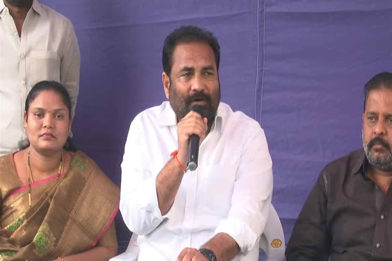 MLA Kotam Reddy on Sajjala