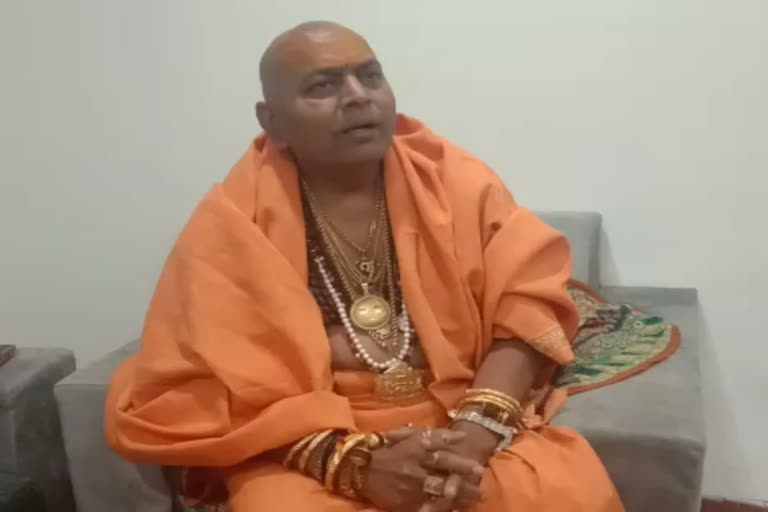 Avdhoot Baba Arun Giri Maharaj furious