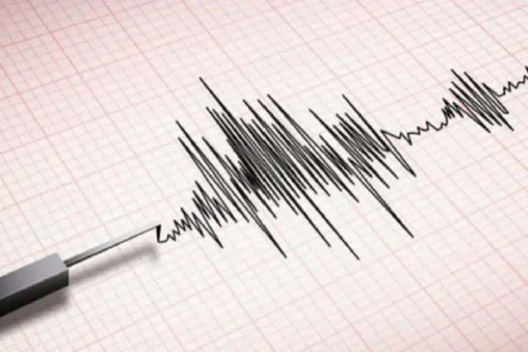 nizamabad earthquake  telangana nizamabad earthquake  earthquake hits in telangana  nizamabad  earthquake  ഭൂചലനം  നിസാമാബാദില്‍ ഭൂചലനം  തെലങ്കാന  നിസാമാബാദ് ഭൂചലനം