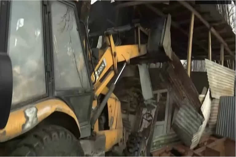 JK TRF issues death threats to employees involved in demolition drive