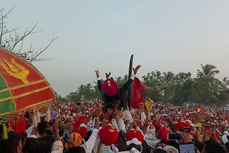 mylara lingeshwara karnikothsava in vijayanagar