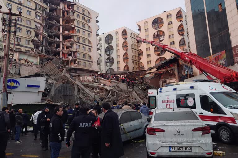 Turkey calls for emergency aid to the international community after Major earthquakes