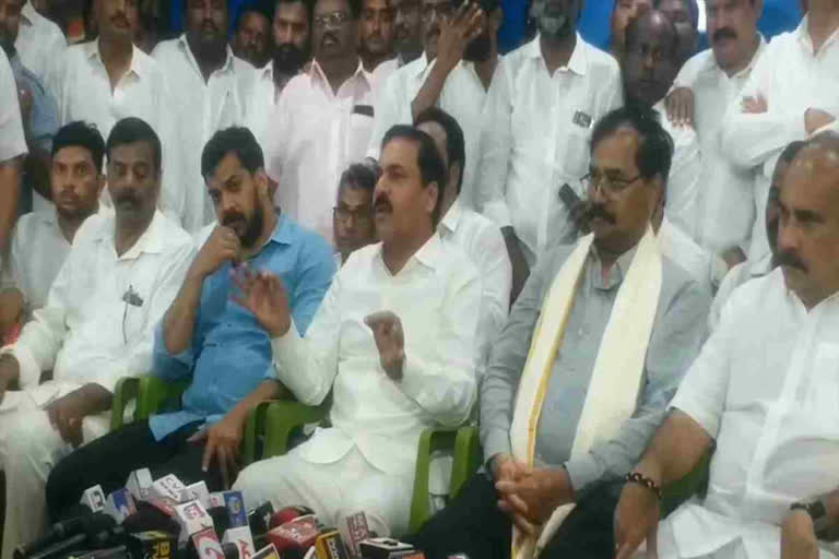 MINISTER KAKANI COMMENTS ON MLA KOTAMREDDY