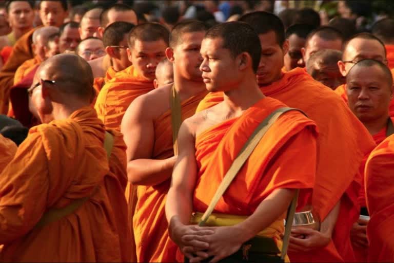 Buddhist monks from South Korea visit India