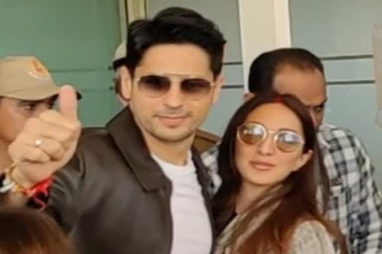 Sidharth and Kiara at Jaisalmer Airport