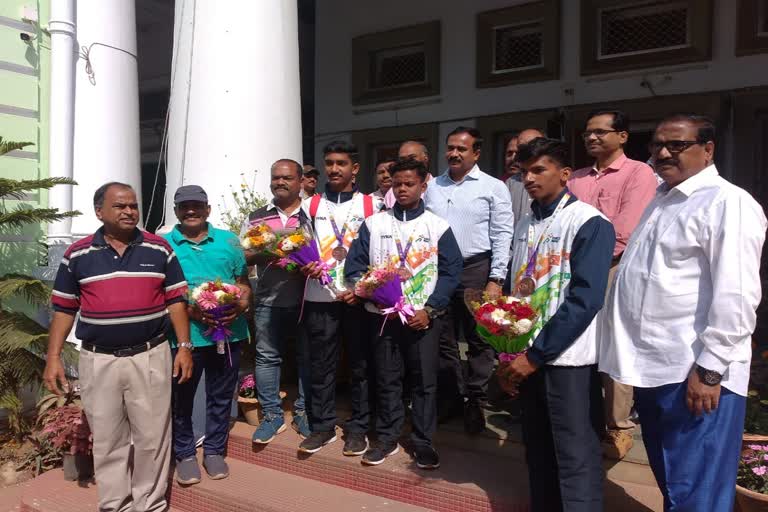 administration felicitated Bronze medal winners