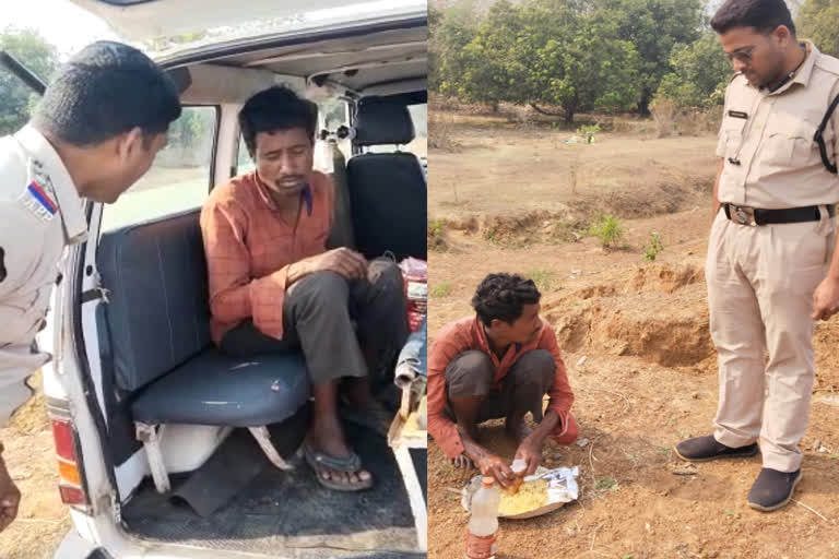 A man walked four kilometers carrying his wifes dead body on his shoulder  man walked four kilometers  man walked kilometers carrying dead body  ഭാര്യയുടെ മൃതദേഹവും ചുമന്ന് യുവാവ്  ഒഡിഷ കോരപുത്  രാമവരം  ആന്ധ്രാപ്രദേശ്  ഗന്ത്യഡ  ഗന്ത്യഡ പൊലീസ്