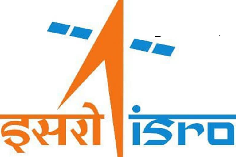 ISRO, Navy carry out crew module recovery trials