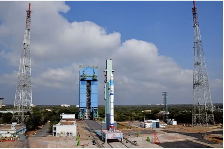 isro-successfully-launches-sslv-d2-gains-hold-in-small-satellite-launch-vehicles