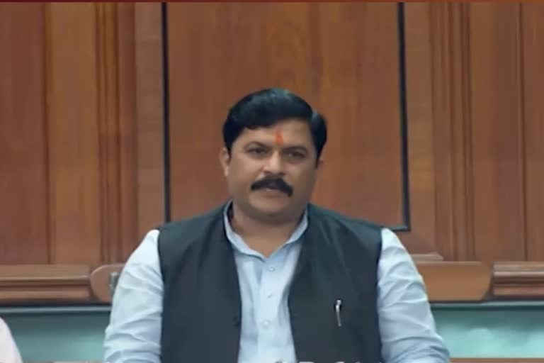 kp yadav demand to connect ashoknagar with nh