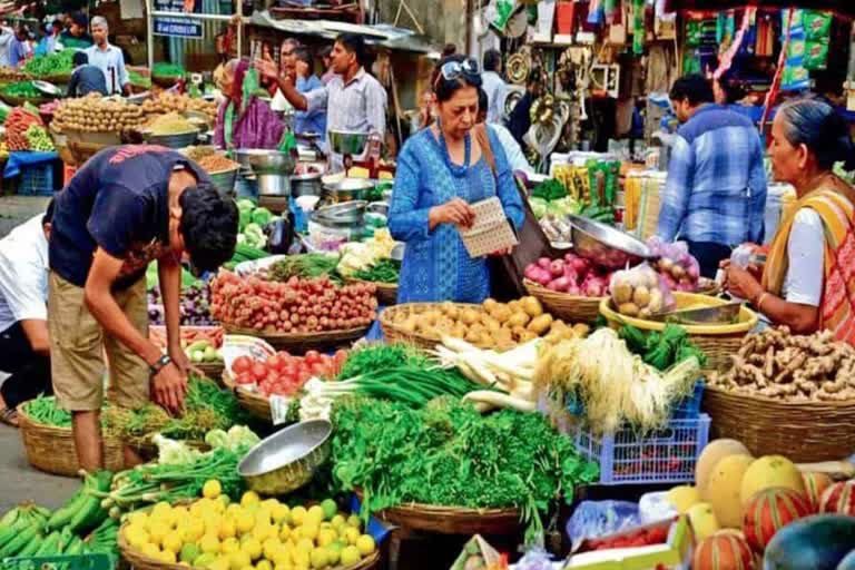 Retail inflation at three month high of 6.52 percent
