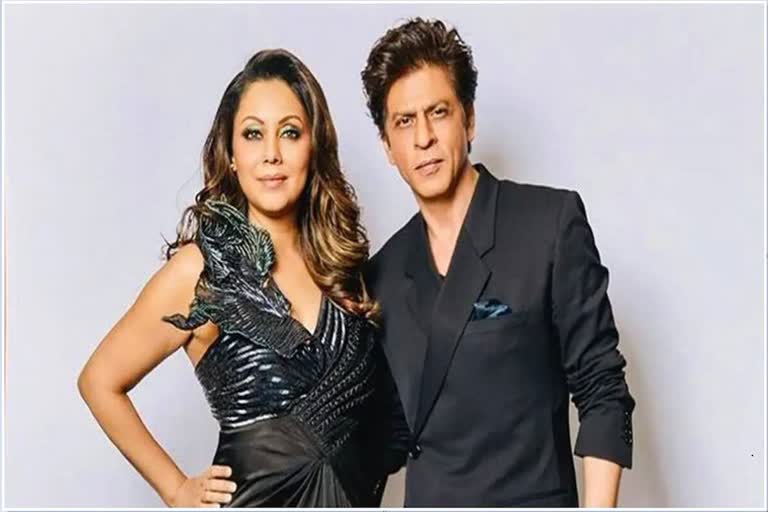 SRK Recalls First Valentine's Day Gift