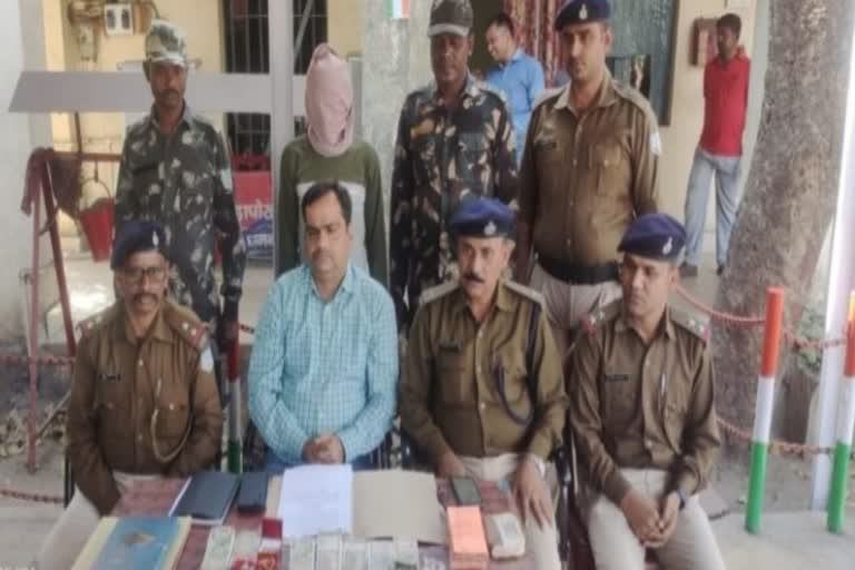 Dhanbad police arrested criminal