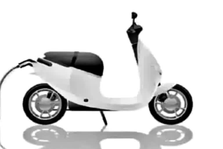 rs-one-crore-bid-for-scooty-number-in-himachal-pradesh