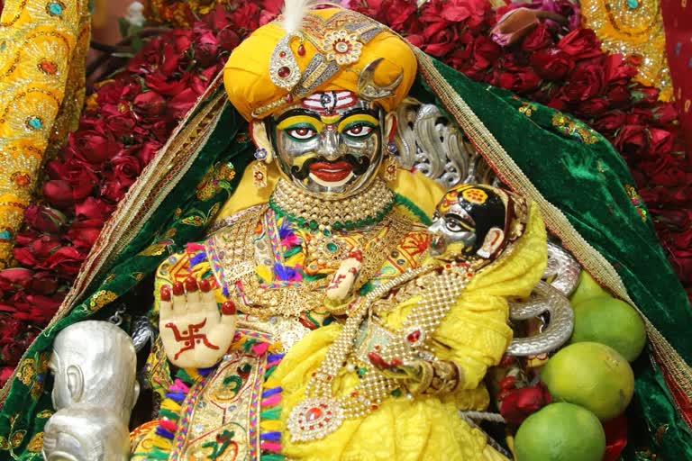 baba mahakal makeup in form of uma mahesh