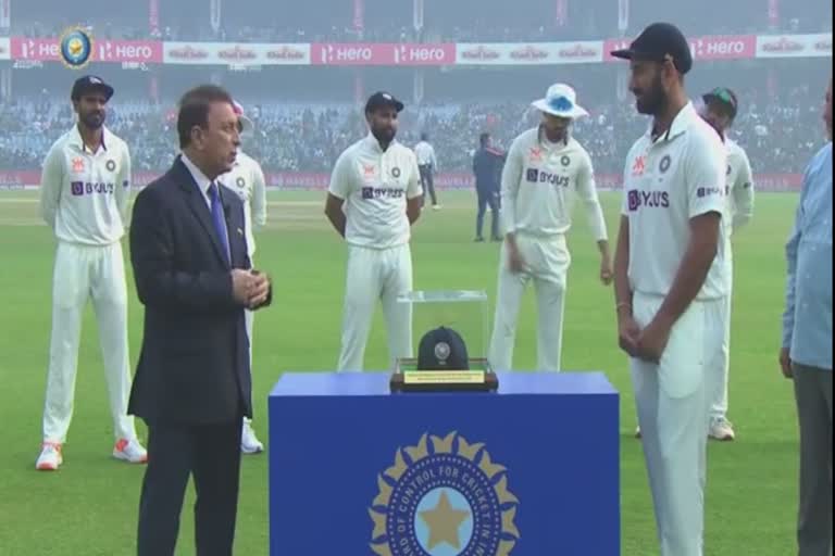 sunil gavaskar and cheteshwar pujara