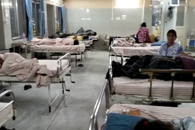 100 school children who came to visit Shirdi fell victim to food poisoning