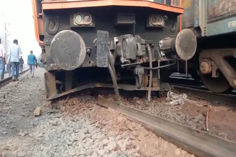 Goods train derailed near Tatanagar railway station in Jamshedpur