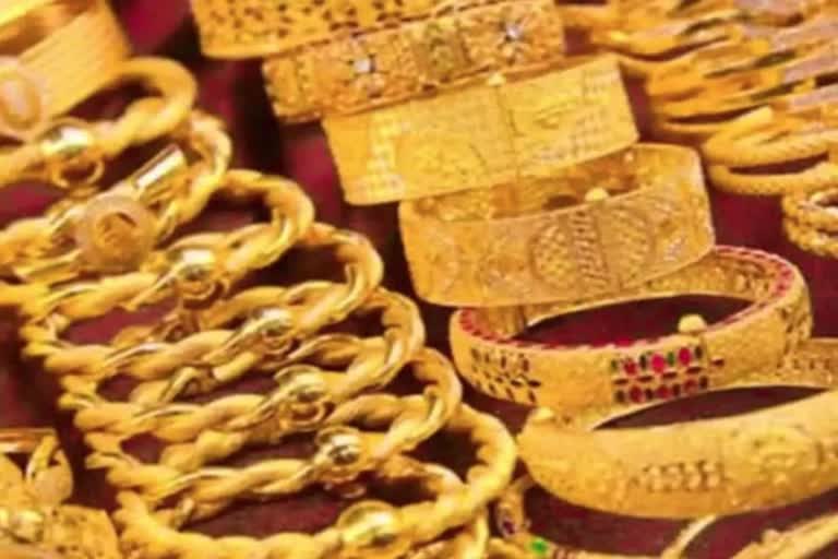 jewelry worth seven crores stolen