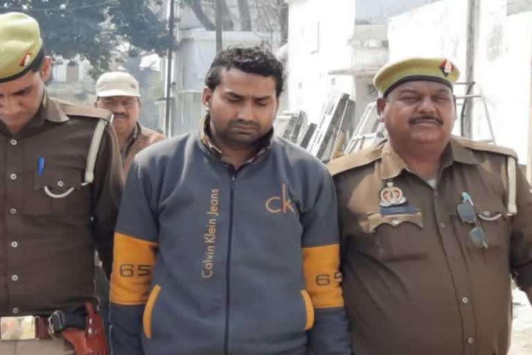 doctor kills wife in uttar pradesh  murder in uttar pradesh  uttar pradesh  uttar pradesh news  doctor kills wife  കൊലപാതകം  യുവതിയെ കൊലപ്പെടുത്തി ഭർത്താവ്  ഭാര്യയെ കൊലപ്പെടുത്തി യുവാവ്  ഡോക്‌ടർ ഭാര്യയെ കൊന്നു  ഭാര്യയെ കൊന്നു  ബറേലി  murder