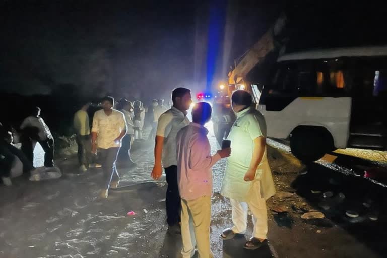 Bus Collided with Pickup in Barmer