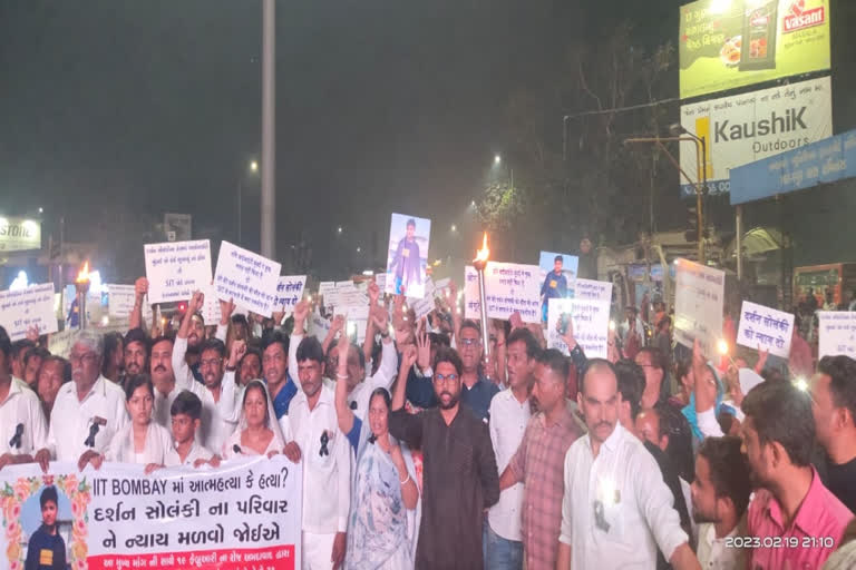 Dalit MLA Mevani leads candle march in Ahmedabad
