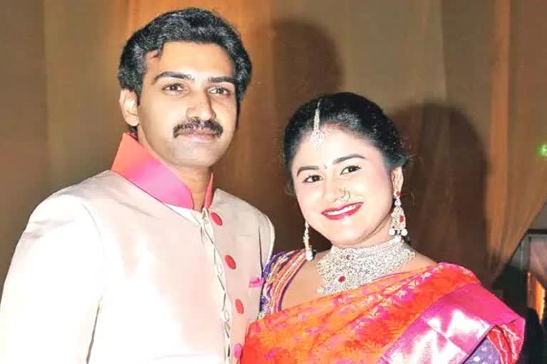 Taraka Ratna wife Alekhya Reddy