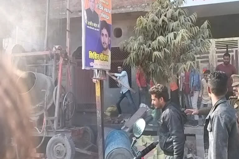 باندہ میں مسجد پر بجرنگ دل کے کارکنان کا حملہ