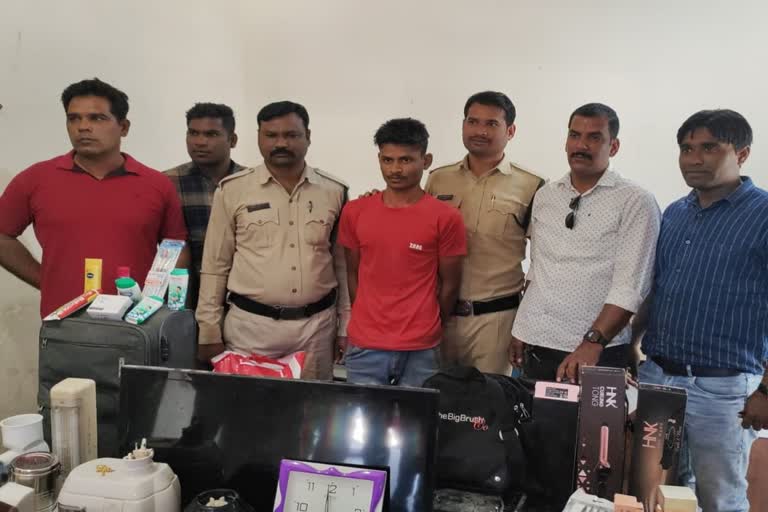 Thief arrested for stealing in Bilaspur