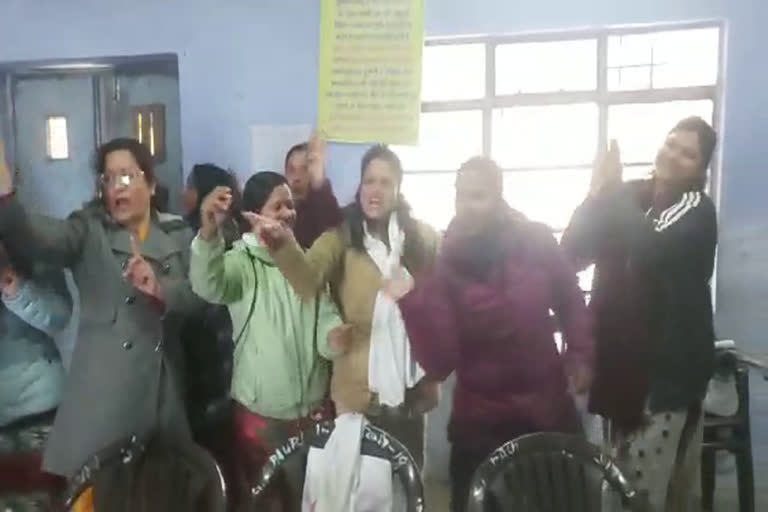 School Teachers Dance video viral