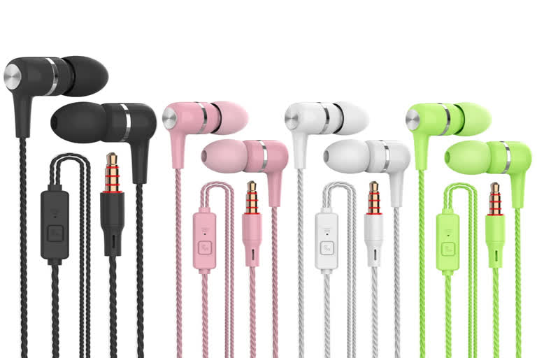 earphones increased risk of deafness