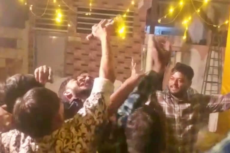 Seven arrested for drinking, dancing at wedding in Gujarat's Rajkot