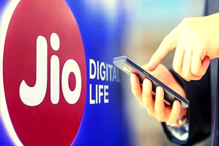 reliance-jio-plan-of-rupees-2879-which-gives-12-month-validity-active-sim-voice-call-data-sms-internet-free-in-240-monthly-cost