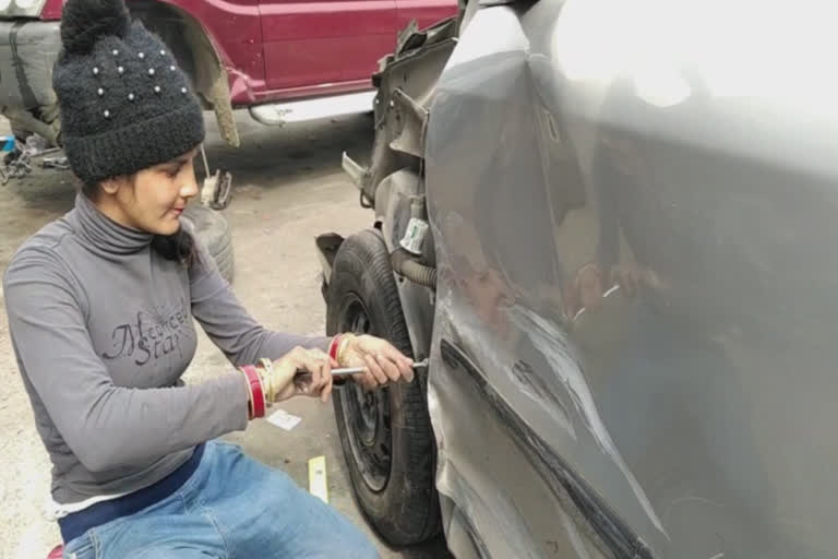 The discussion of car mechanic Tamanna in Hoshiarpur