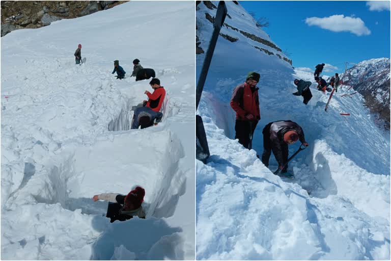 Kedarnath Snow removing work