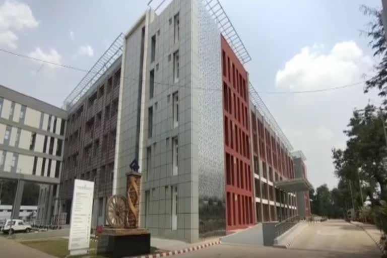 super specialty hospital to Apollo