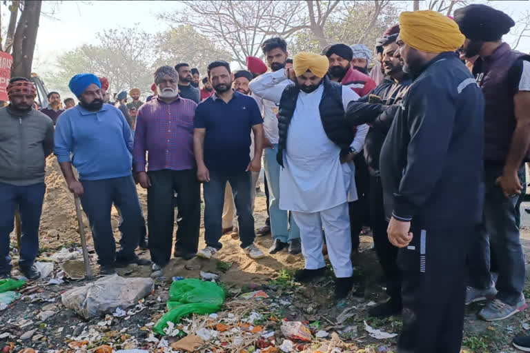 Cabinet Minister Harjot Bains is personally inspecting the fair area to make it clean