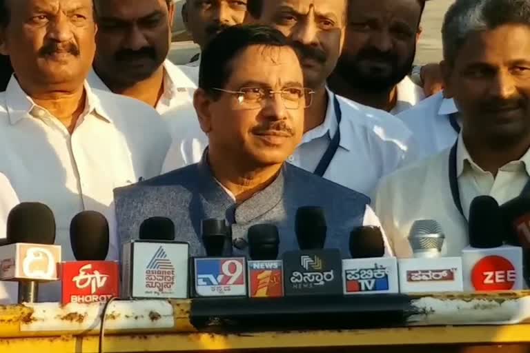 union-minister-prahlad-joshi-arrived-at-shivamogga