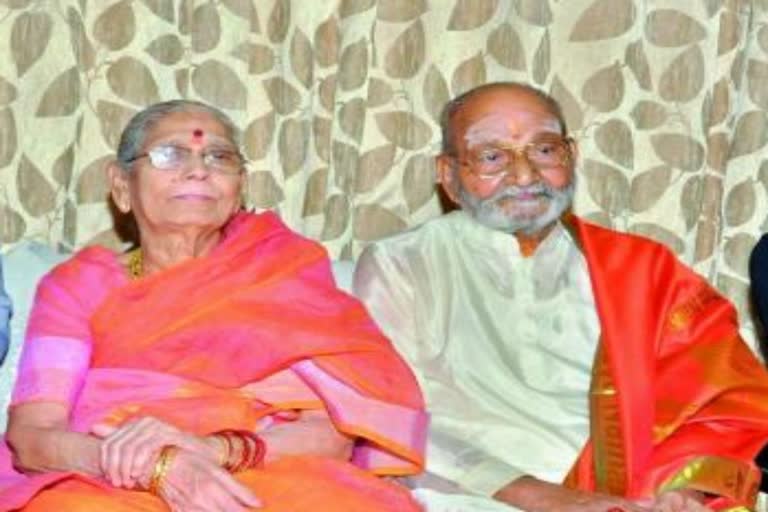 director k viswanath wife jayalakshmi passed away
