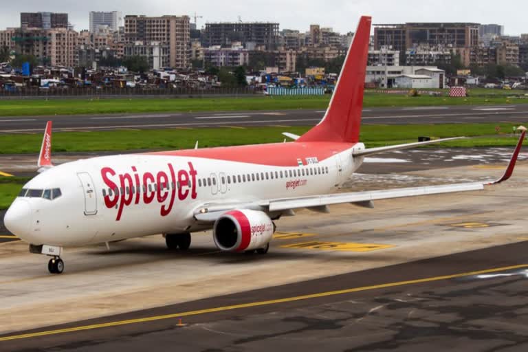 Emergency Landing of a SpiceJet Flight at Dumdum Airport due to technical error