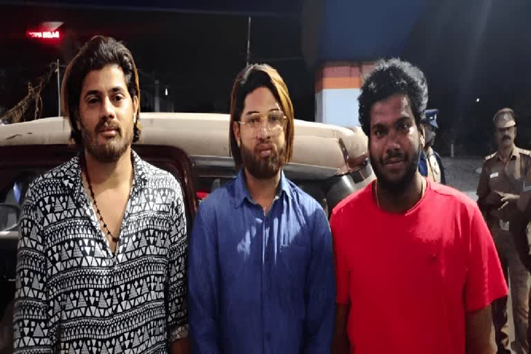 Kerala YouTubers arrest in TN  Kerala YouTubers arrest in TN  ട്രാന്‍സ്‌ജെന്‍റര്‍ യുവതി  യുവതിയെ തോക്ക് ചൂണ്ടി ഭീഷണിപ്പെടുത്തി  കേരളത്തിലെ മൂന്ന് യൂട്യൂബര്‍മാര്‍ അറസ്റ്റില്‍  വ്യാജ തോക്ക് ചൂണ്ടി ഭീഷണിപ്പെടുത്തി  തുടിയല്ലൂര്‍ പൊലീസ്  കോയമ്പത്തൂര്‍ മേട്ടുപാളയം  ഊട്ടി  തമിഴ്‌നാട് വാര്‍ത്തകള്‍  തമിഴ്‌നാട് പുതിയ വാര്‍ത്തകള്‍  tamil nadu news updates  latest news in Tamilnadu