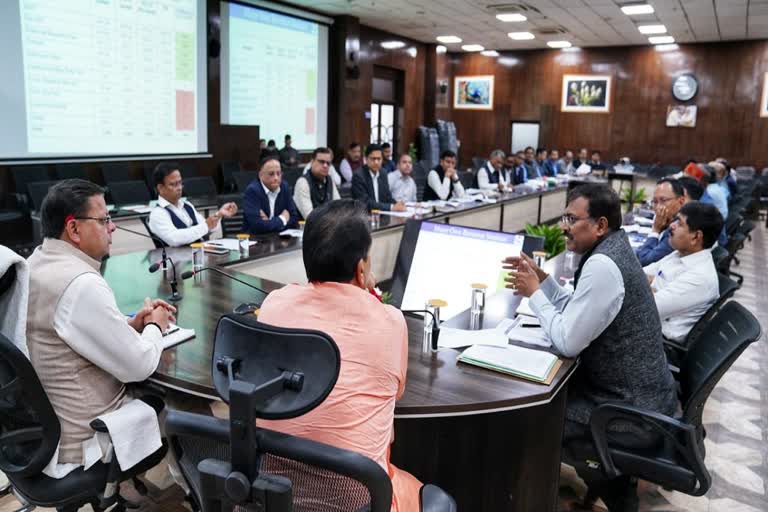 CM Dhami Held Meeting