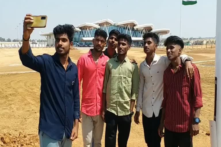 people took selfies in shivamogga new airport