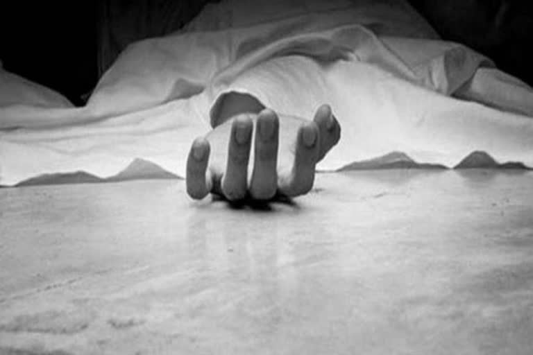 hanged body of female B Tech Student recovered from her relative house in Warangal